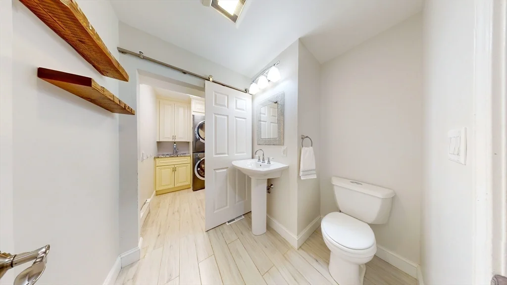 346 Norfolk St, Wellington-Harrington