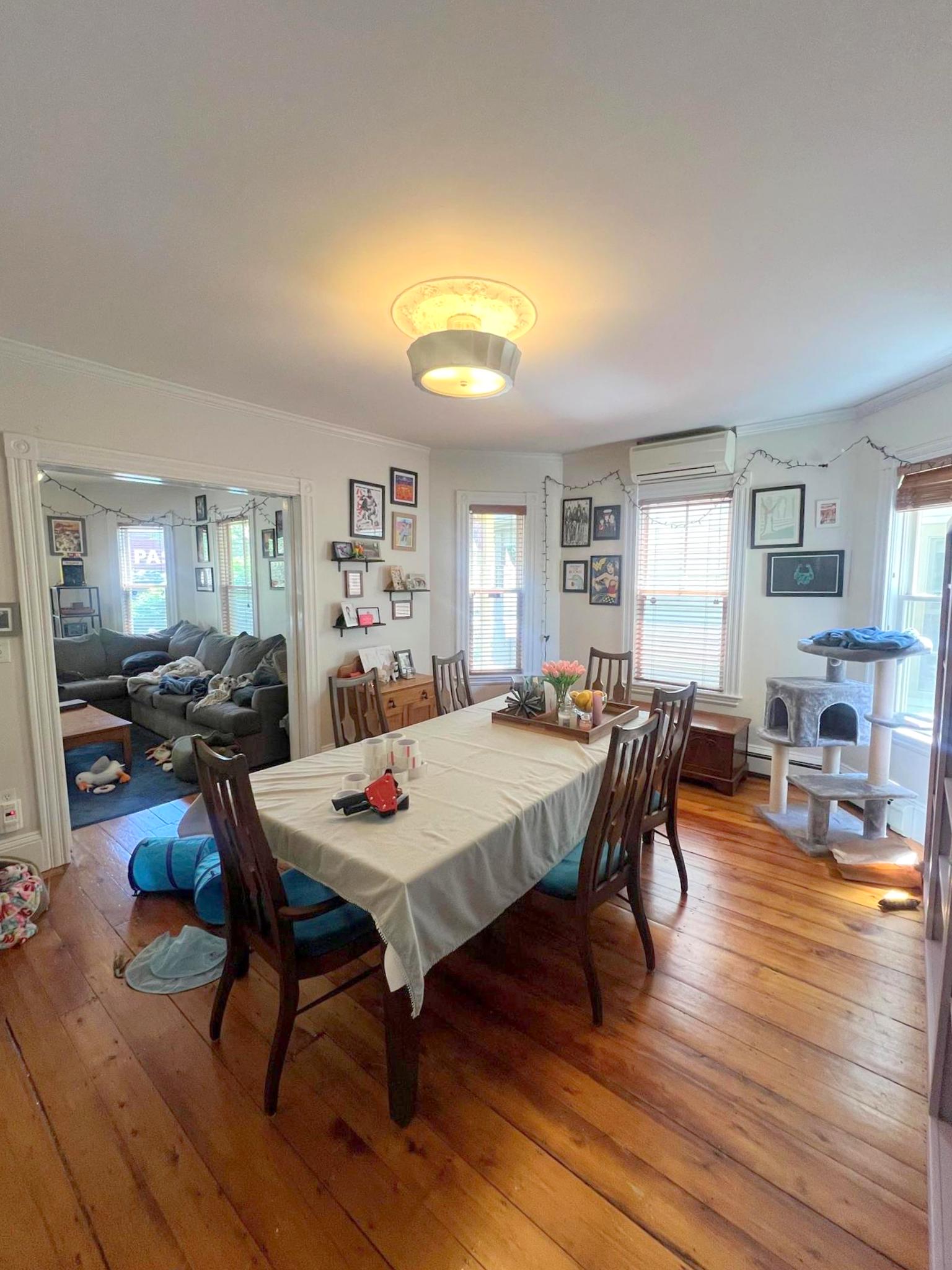 82 Holland St, Davis Square