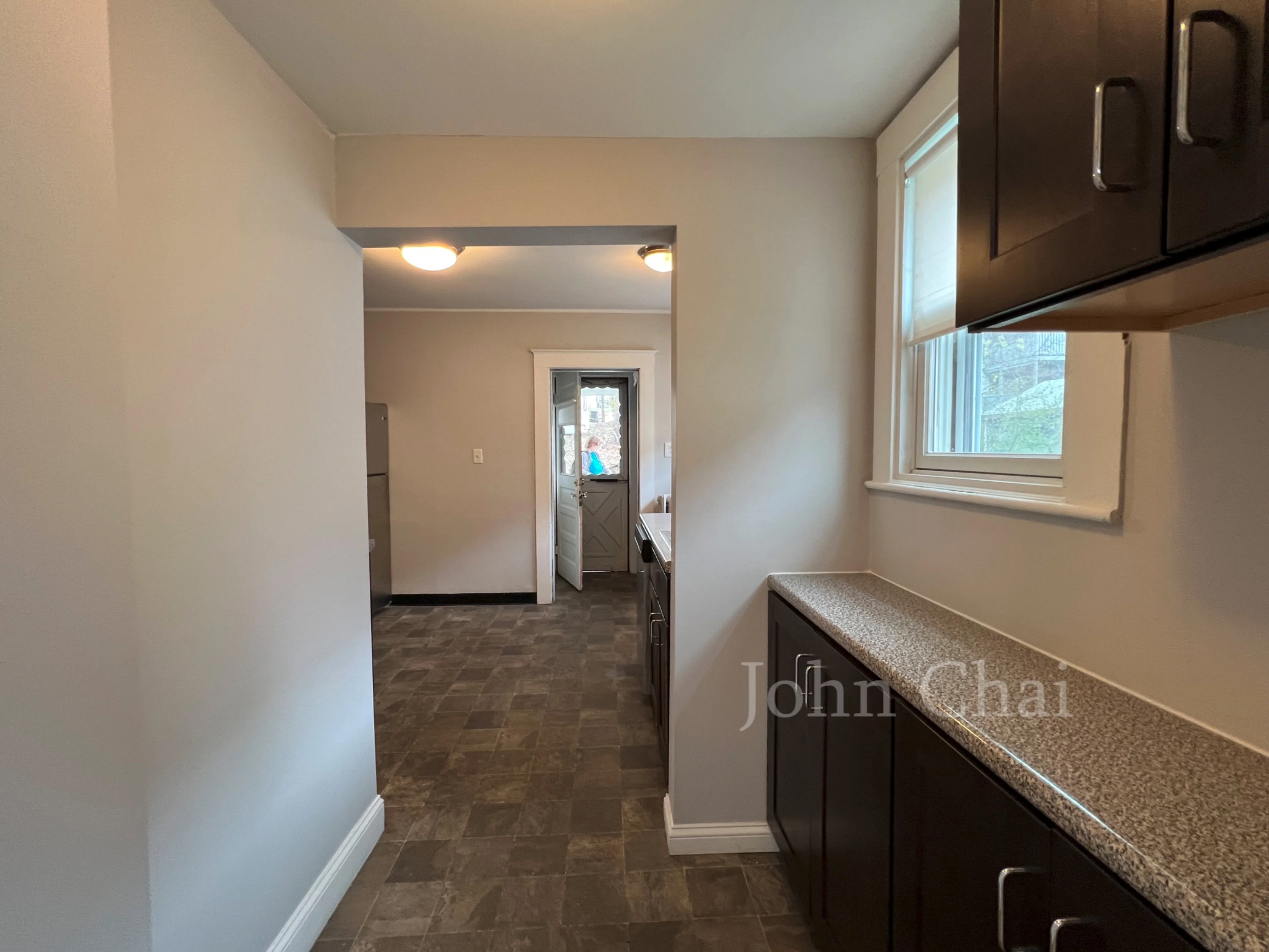 136 Arlington St, Oak Square