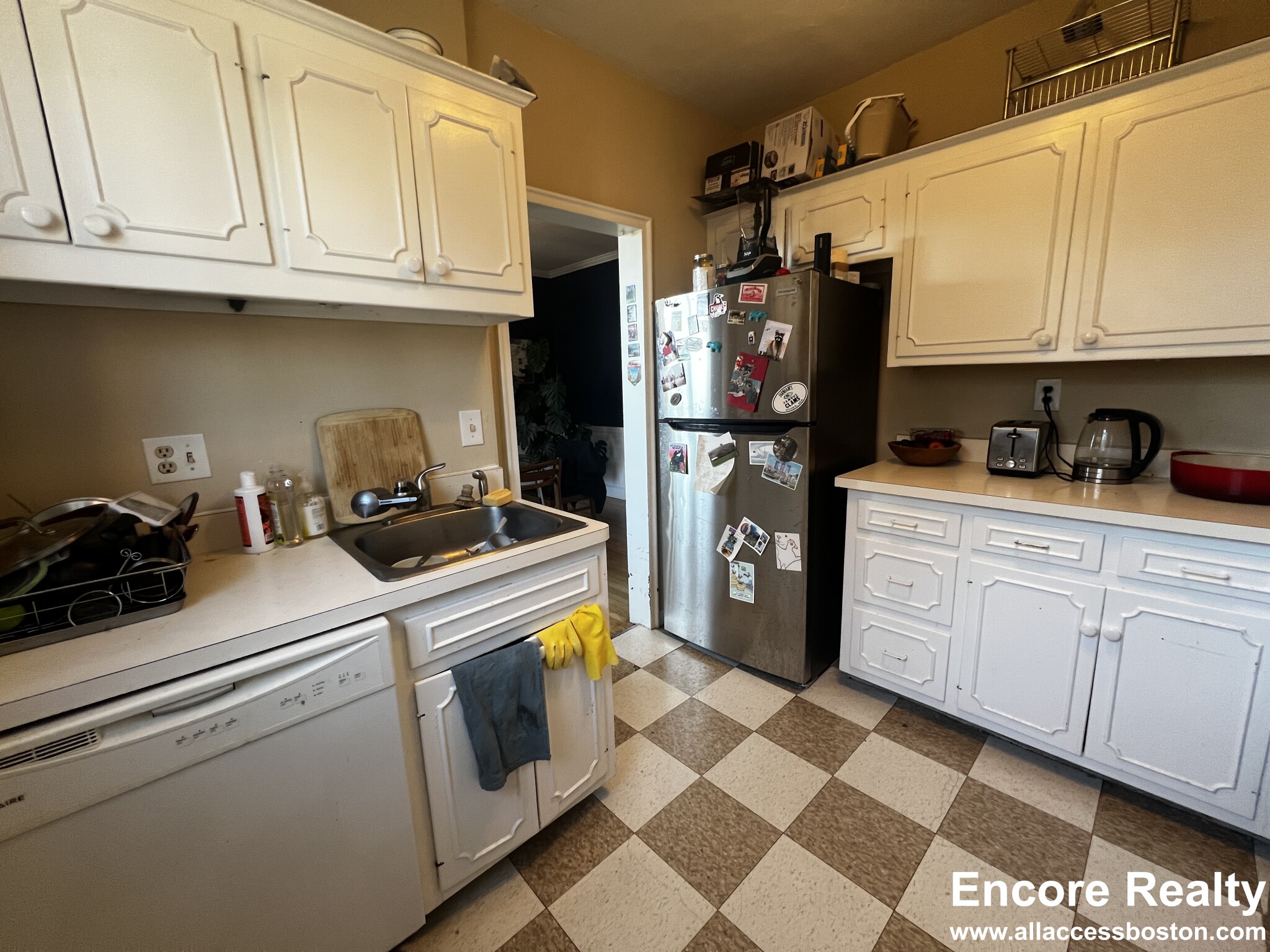 95 Longwood Ave, Coolidge Corner