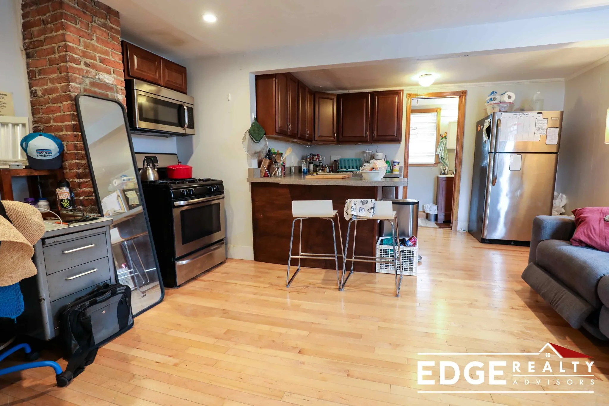 13 Cottage Ln, Watertown