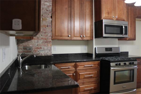 9 Chesterton St, Roxbury