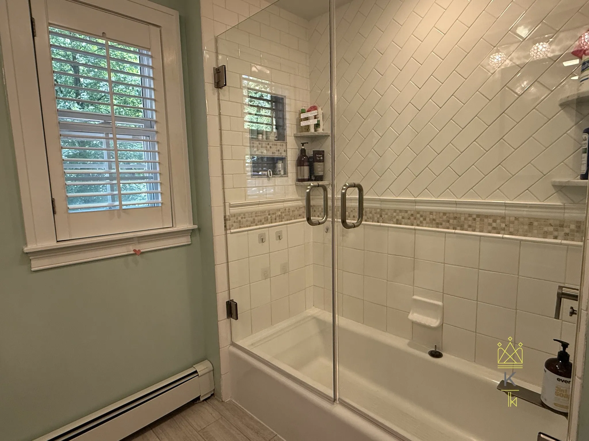 36 Risley Rd, Chestnut Hill