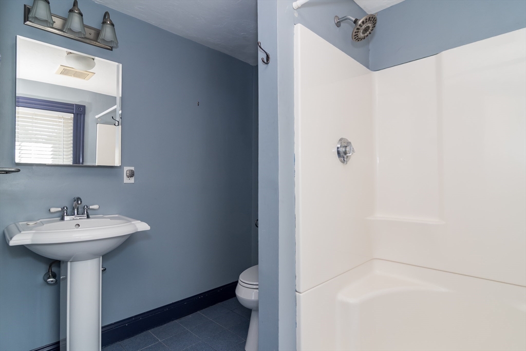 41 W Central, Natick