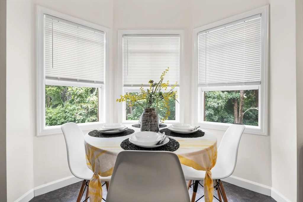 49 Cedar St, Roxbury