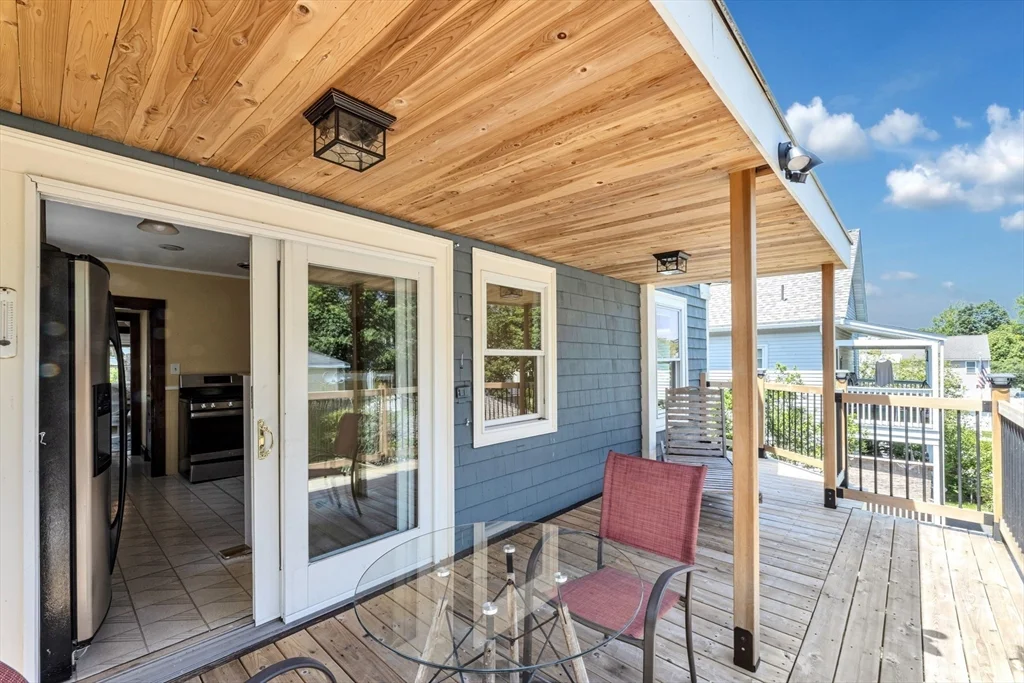 89 Dent St, West Roxbury