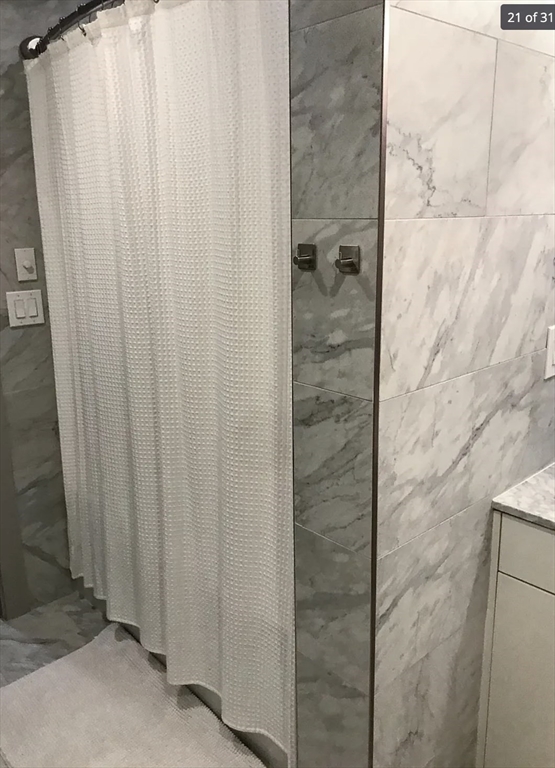 309 E St, South Boston