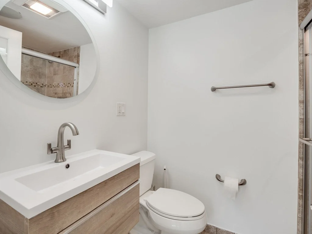 390 Medford St, Winter Hill