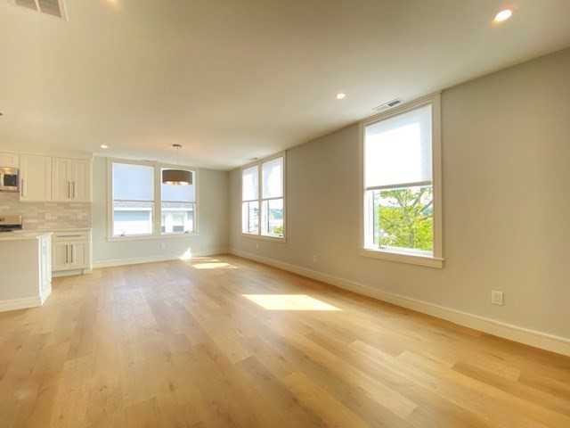 92 Walnut St, Watertown