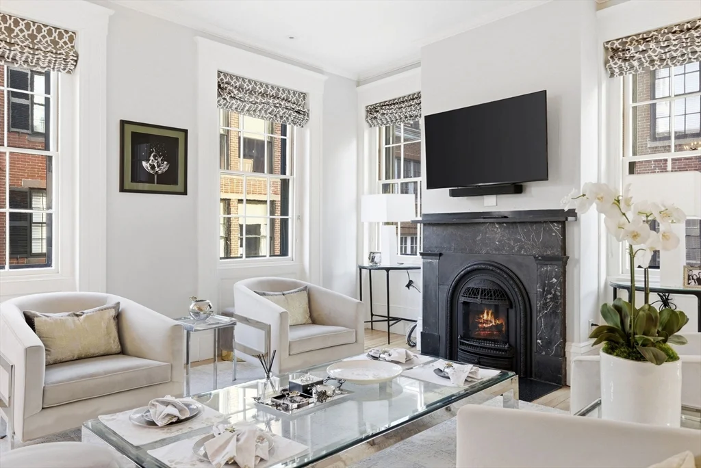 50 River St, Beacon Hill