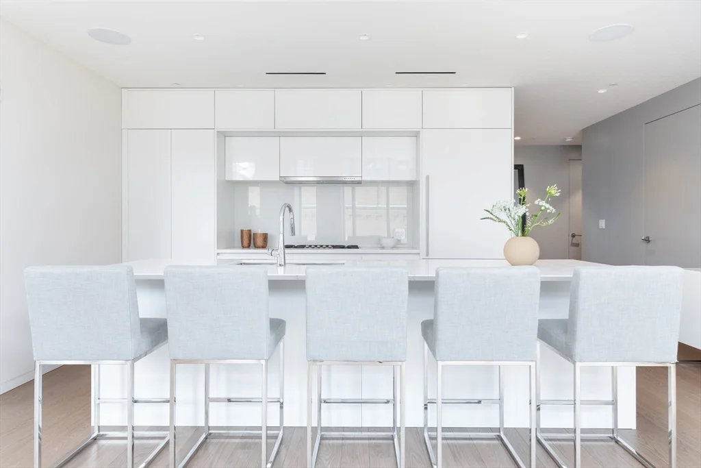 10 Farnsworth, South Boston
