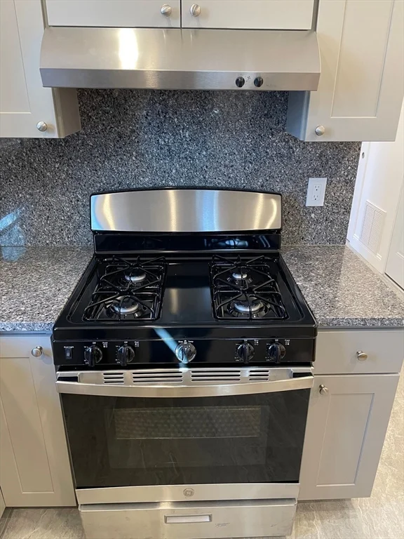 217 Washington St, Chelsea