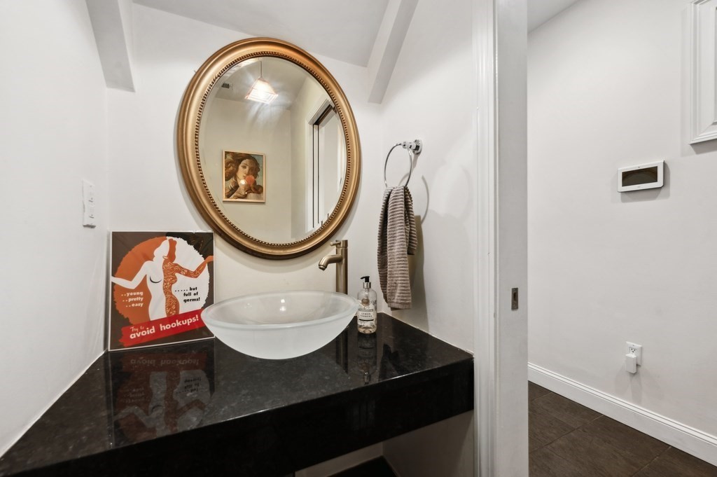 37 Queensberry, Fenway