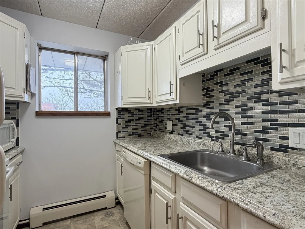 995 Mass Ave, Arlington