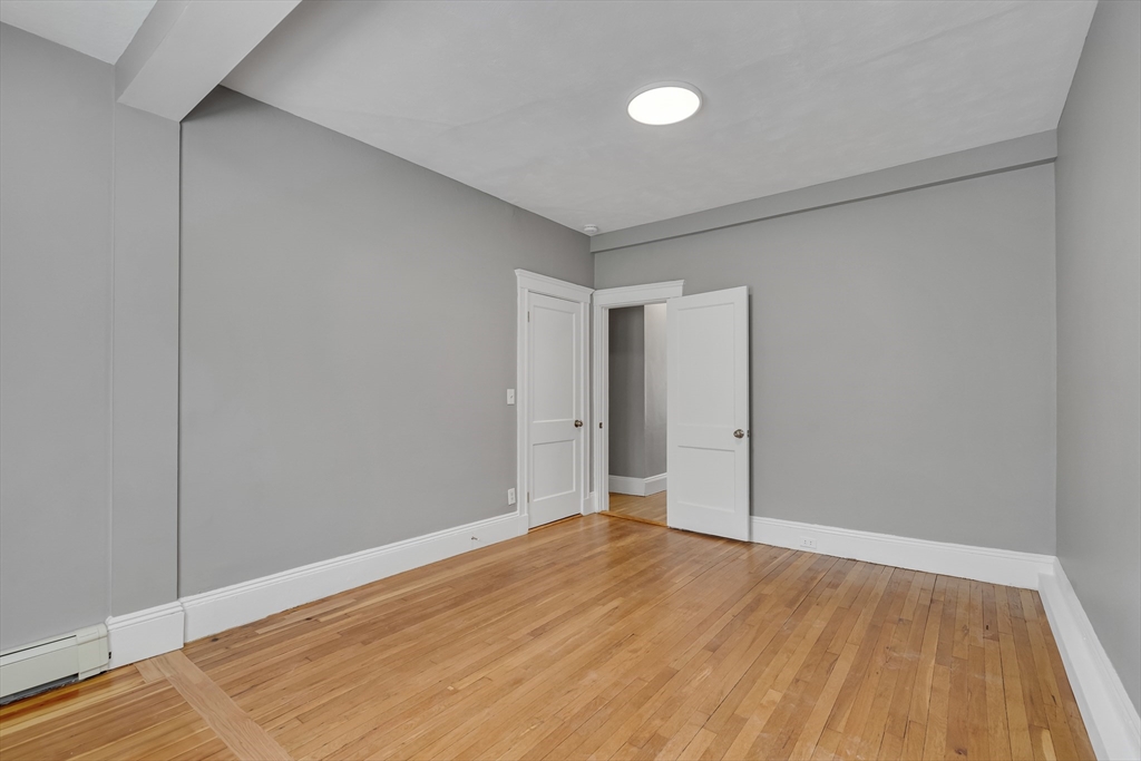 142 Sutherland Rd, Brighton