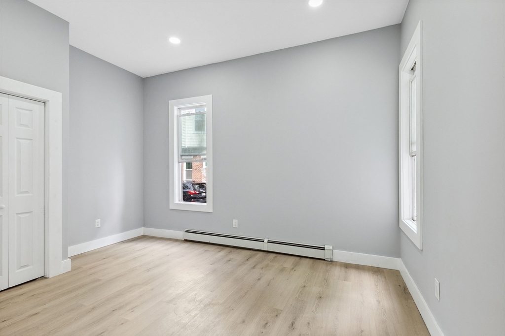 91 Blue Hill Ave, Boston