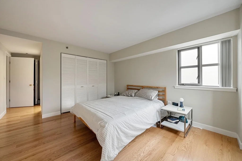 931 Massachusetts Ave, Harvard Square