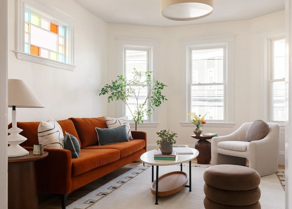 250 Walden, Neighborhood Nine