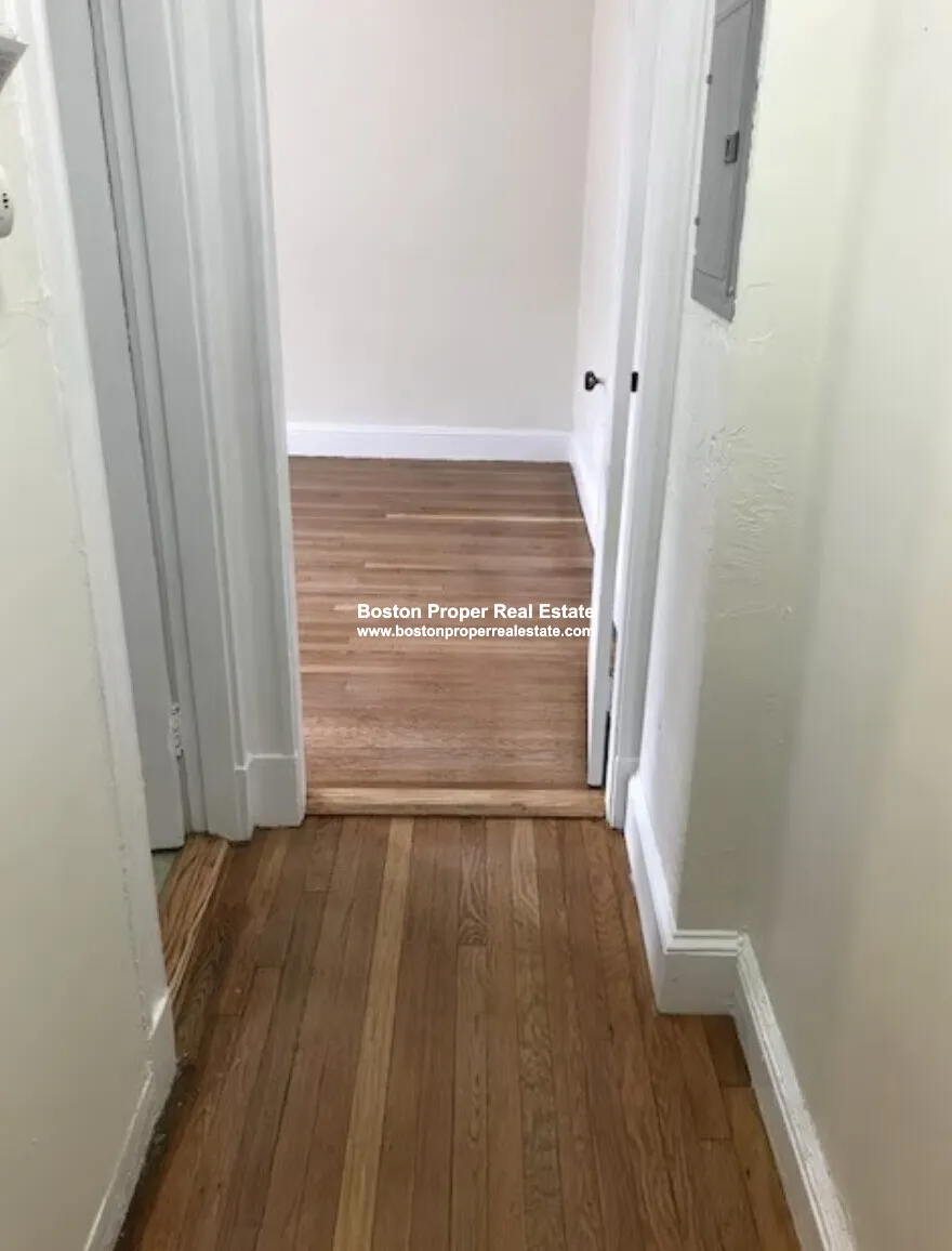 1175 Boylston St, Fenway