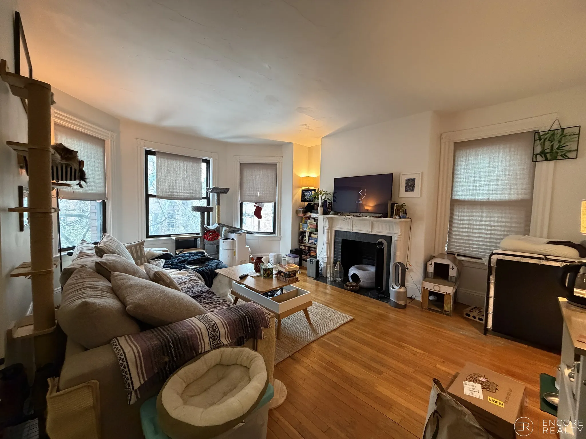 16 Davis Ave, Emerson Gardens