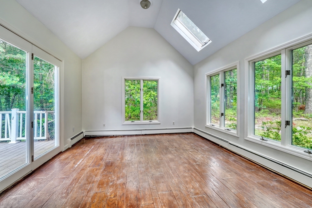 15 Goose Pond Rd, Lincoln