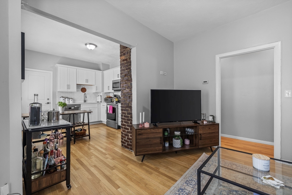 34 Edison Green, Dorchester