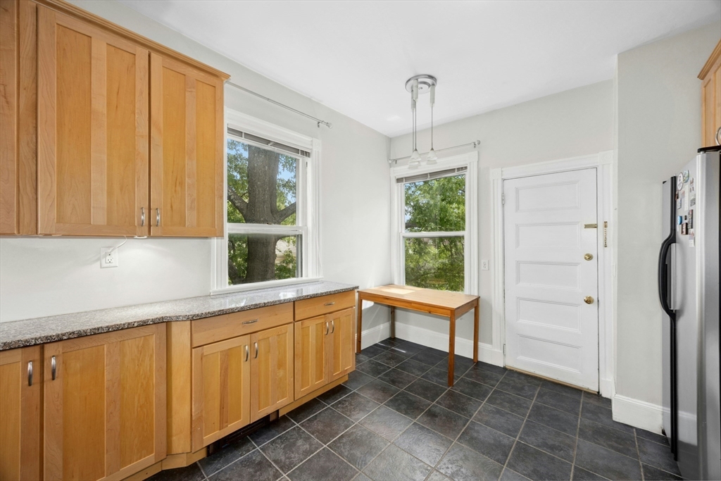 28 Stanton Rd, Brookline