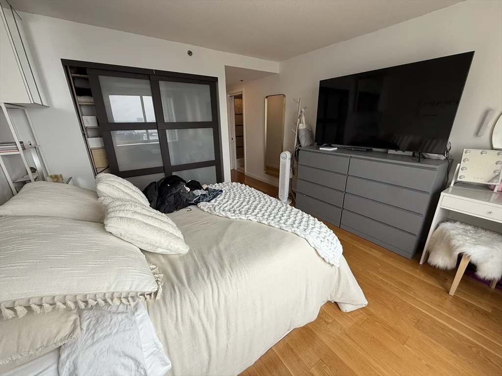 8 Museum Way, East Cambridge