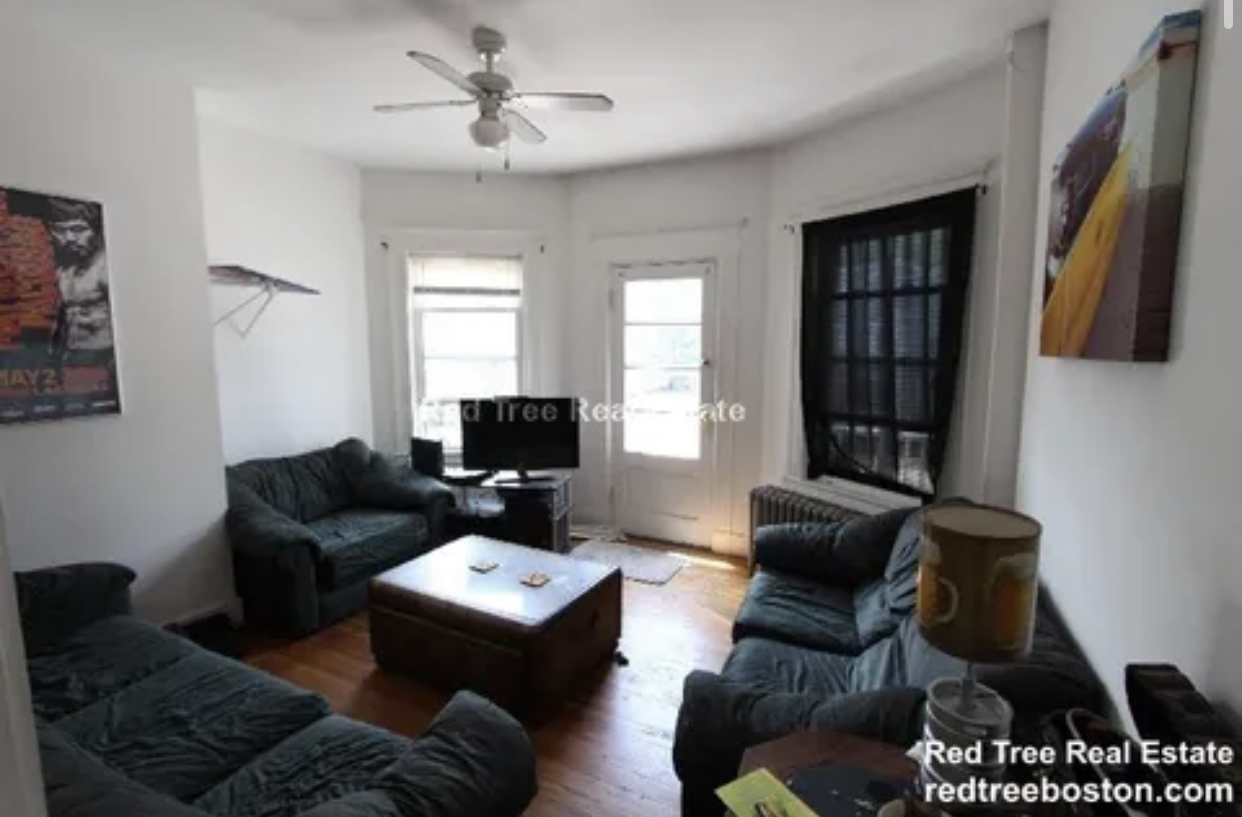 140 Brooks St, Oak Square