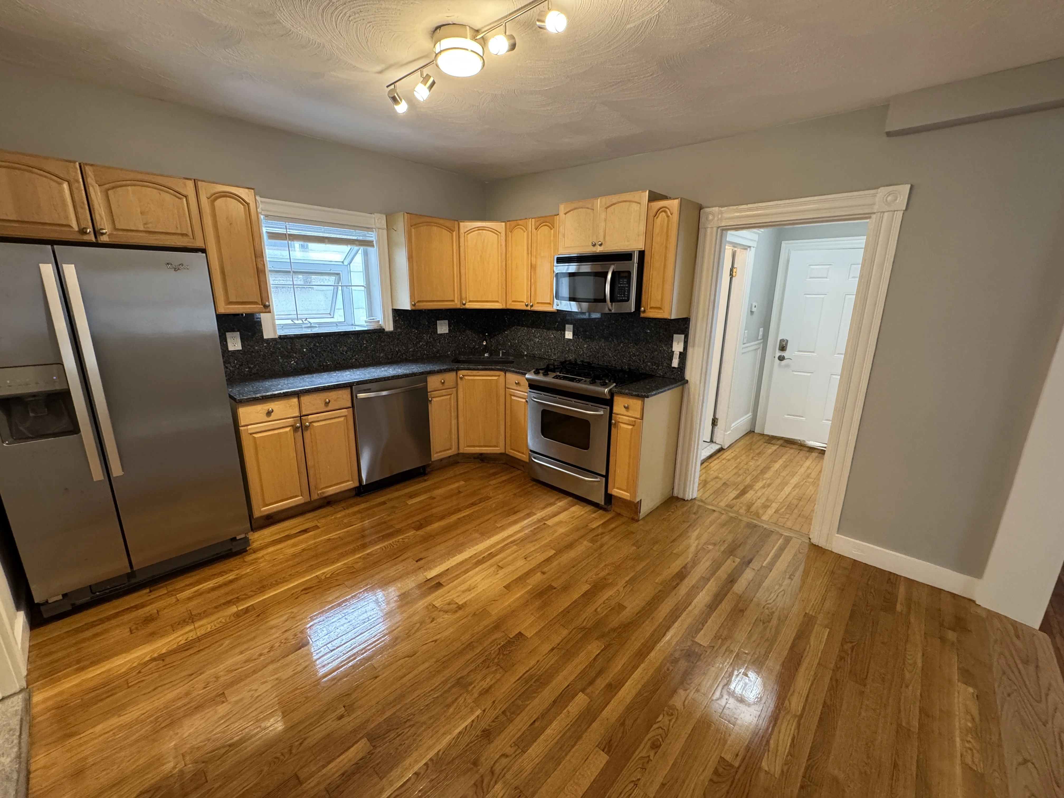 35 Cameron Ave, North Cambridge