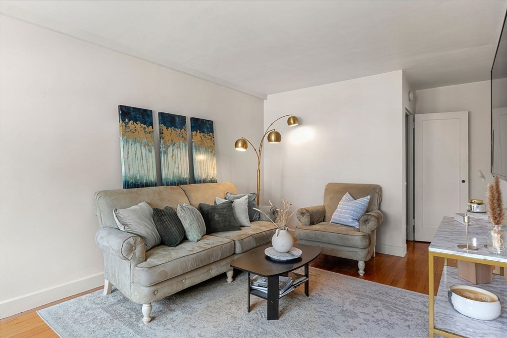 1 Twomey Ct, South Boston