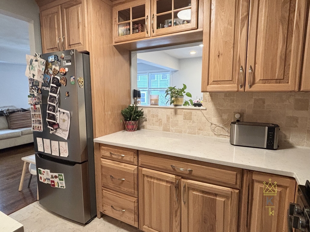 29 Harrison St, Roslindale