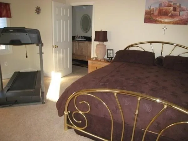 307 Shrewsbury St, Holden