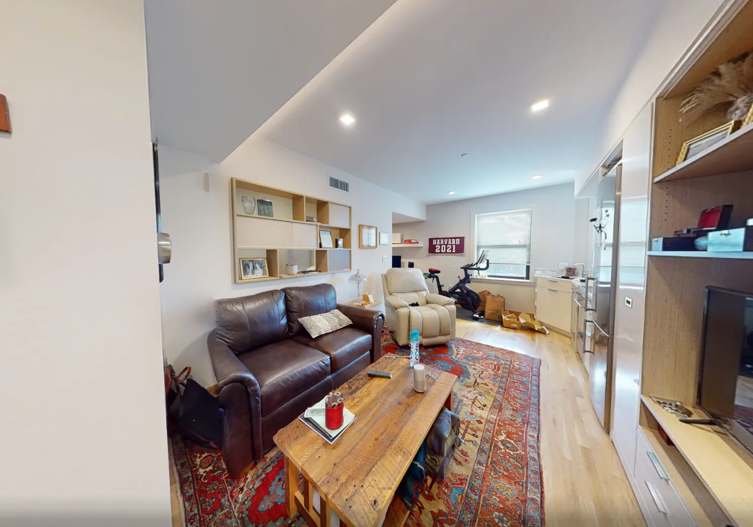 115 Mount Auburn St, Harvard Square