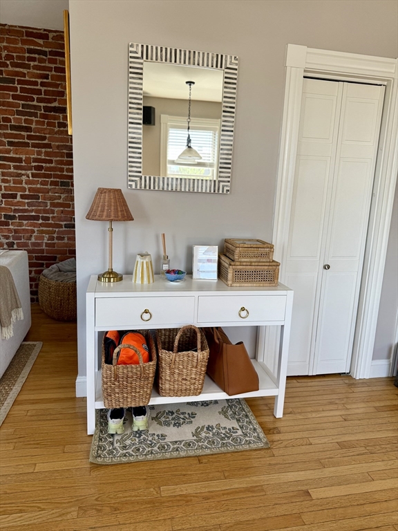 255 Main St, Charlestown