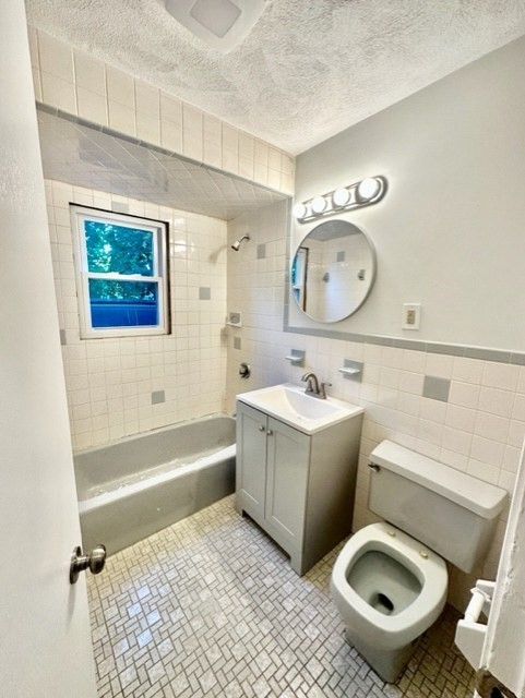 14 Stanford Ter, Ward Two