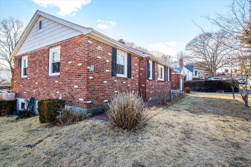 41 Allen Rd, Norwood