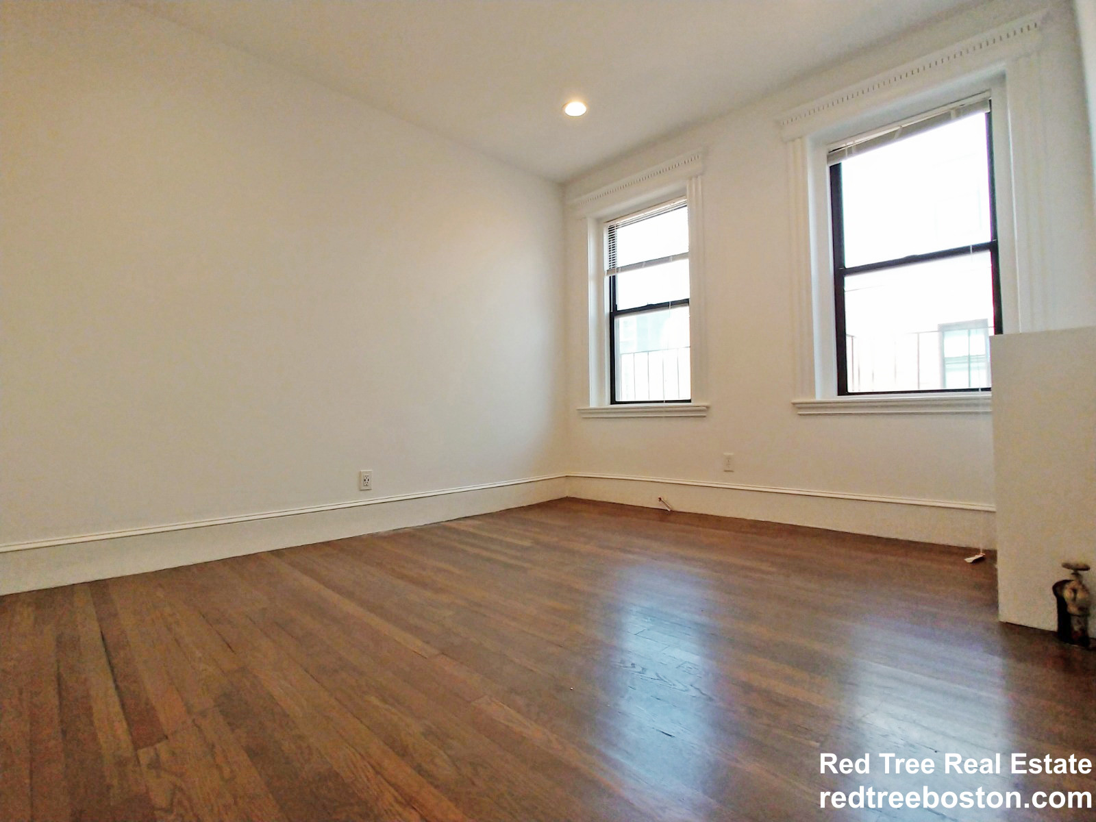 1133 Commonwealth Ave, Allston