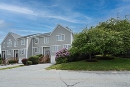 65 Bayberry Ln, Dartmouth