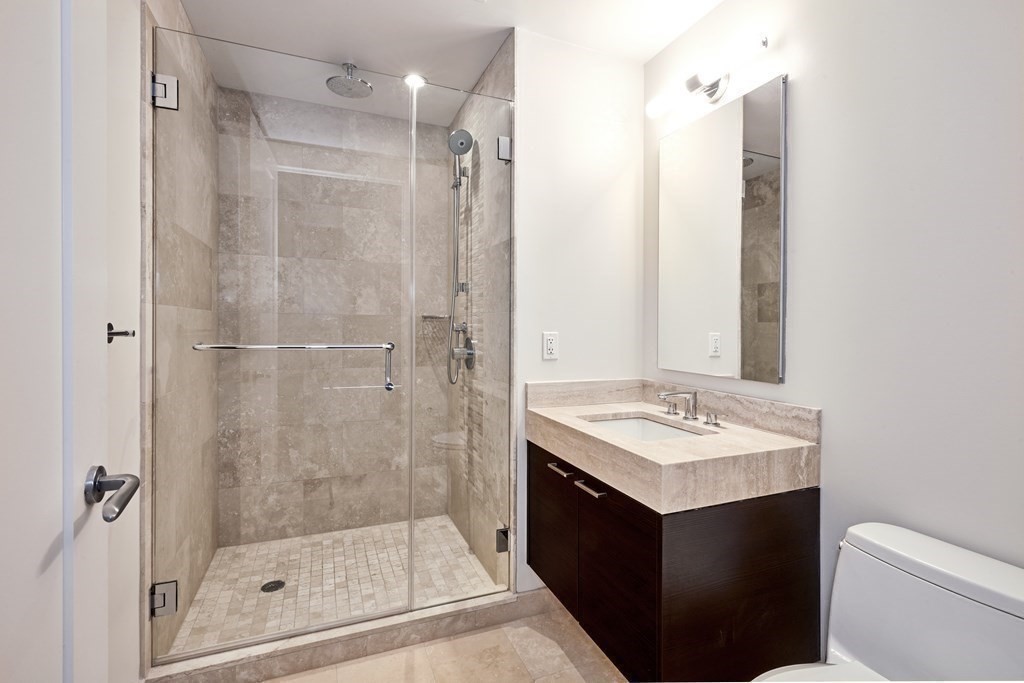 1 Franklin St, Downtown