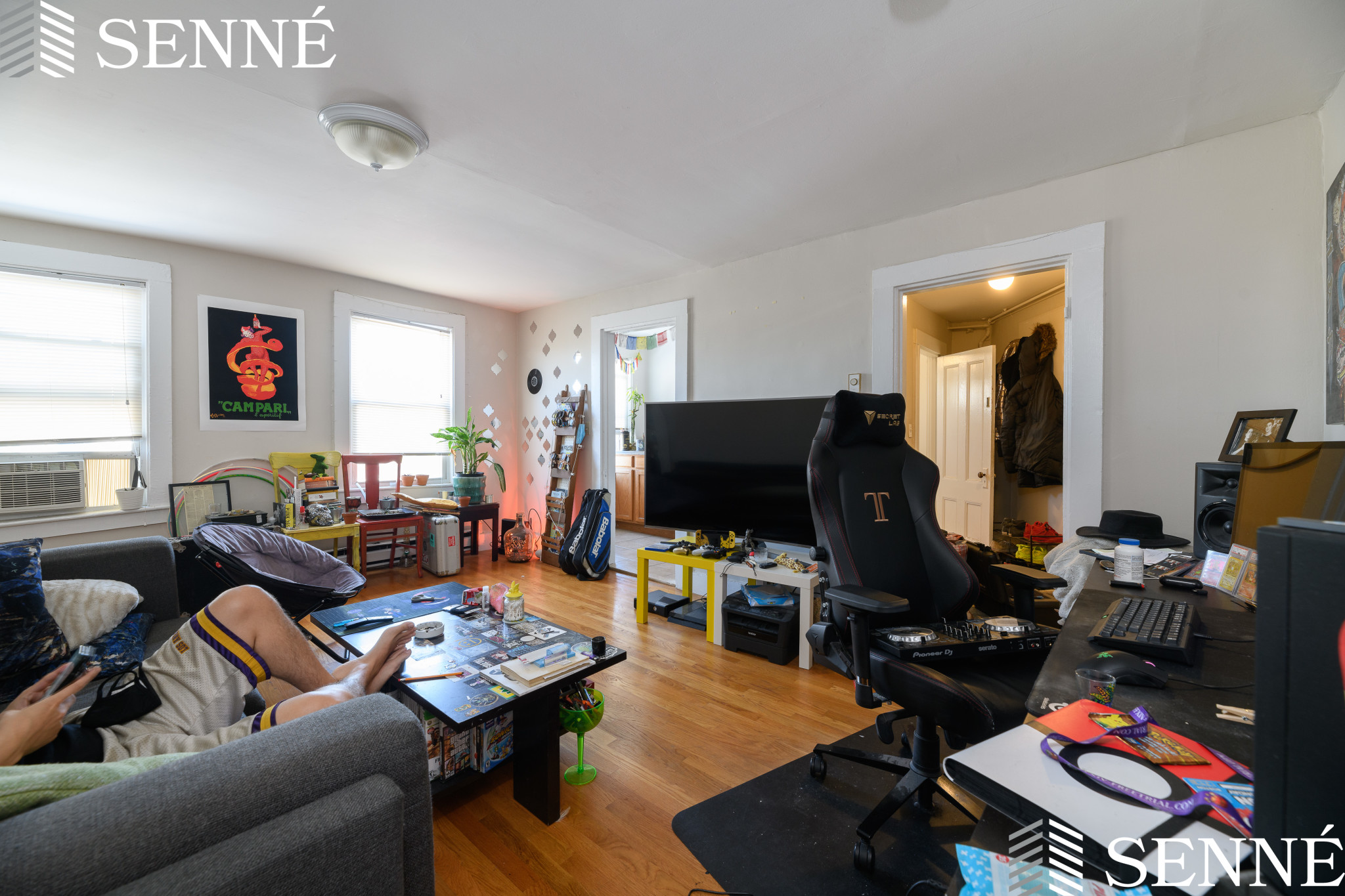 720 Massachusetts Ave, Riverside