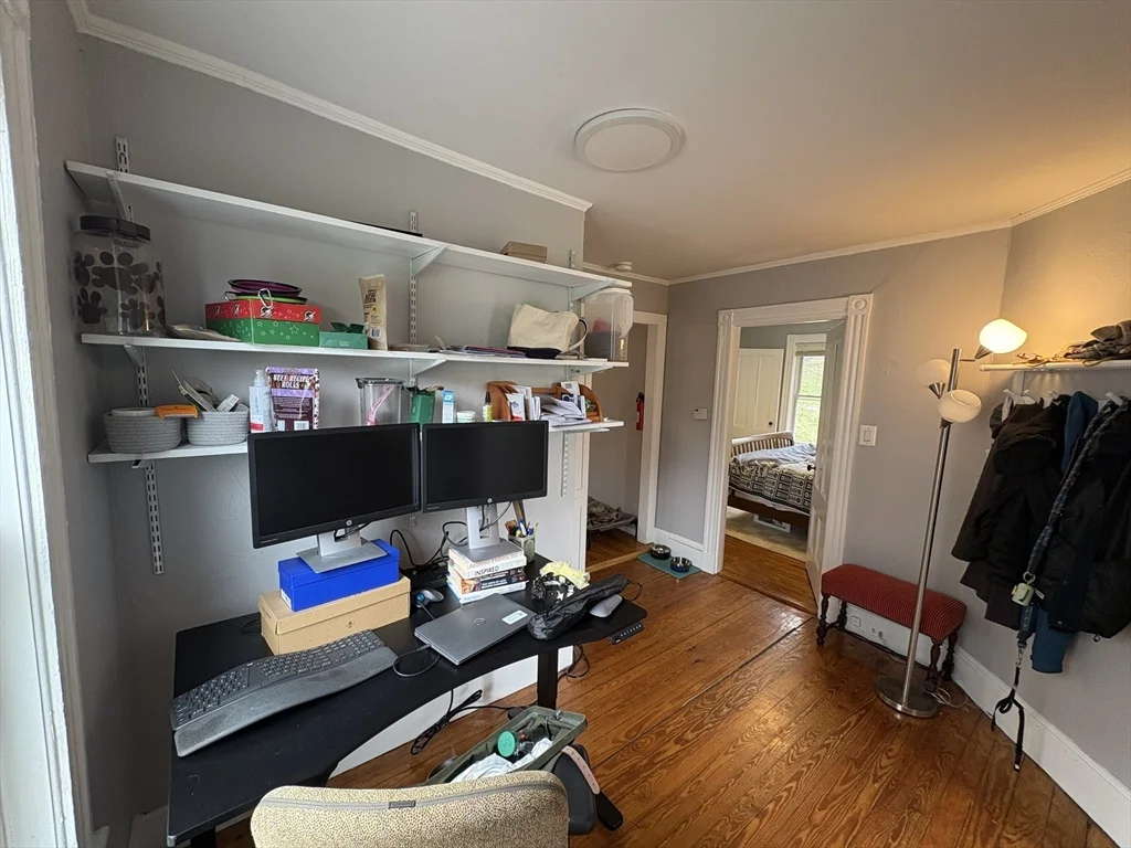 2 Willow Ter, Newton