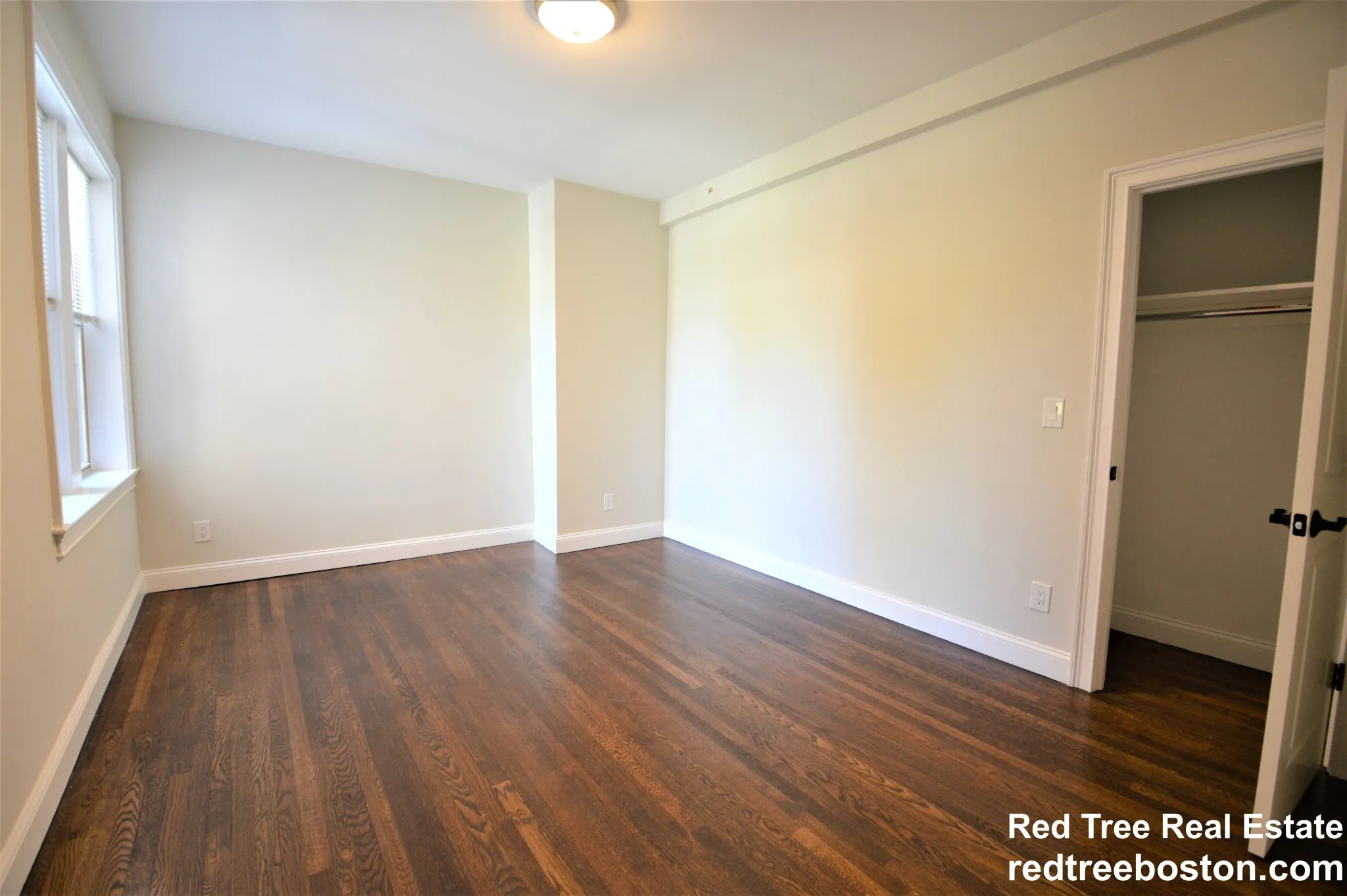 2017 Commonwealth Ave, Brighton