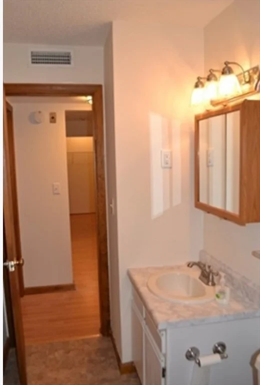 369 Aiken Ave, Centralville