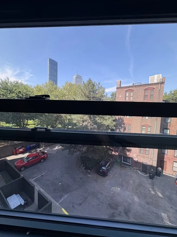 400 Massachusetts Ave, South End