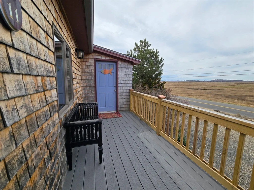 11 Sunset Dr, Plum Island