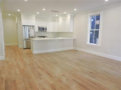 470 Green St, Riverside