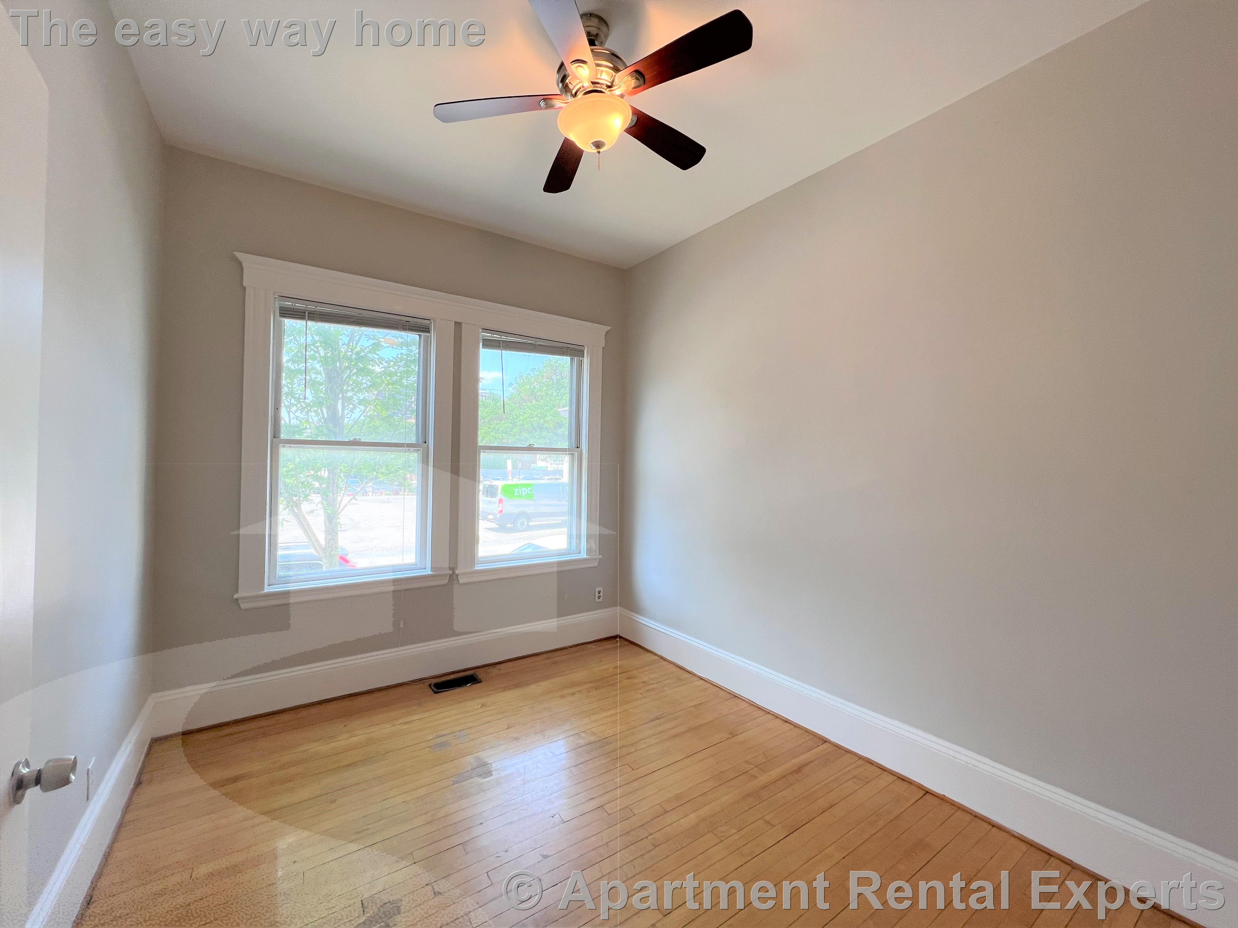 12 Pleasant St, Central Square