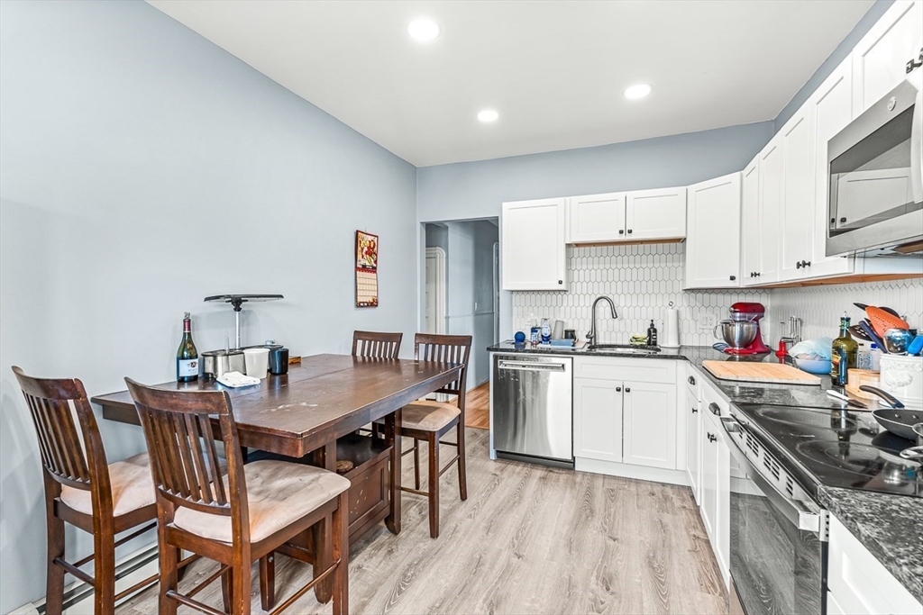 91 Third St, Medford