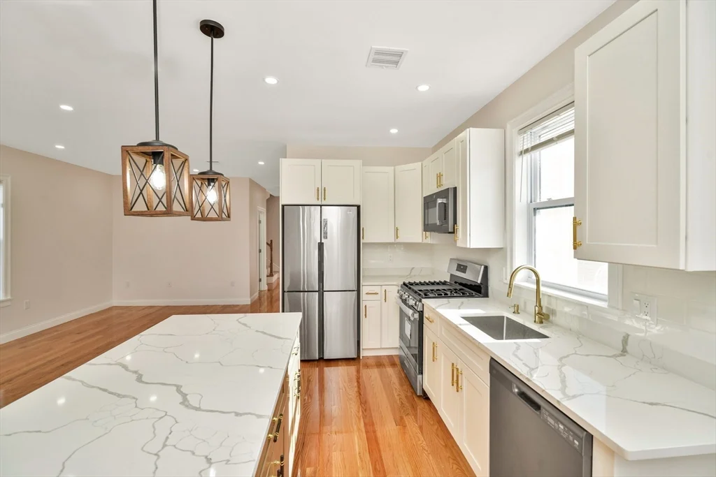 30 Hiawatha Rd, Mattapan